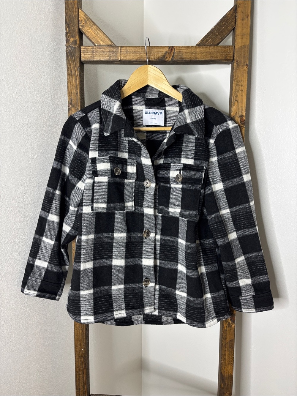 Old Navy Black & White Plaid Button-Front Kids Shacket Size L